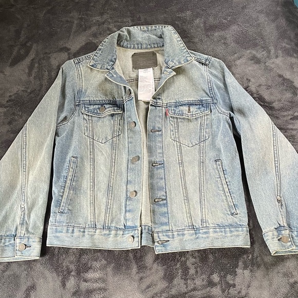 Levis denim jacket - Picture 1 of 3